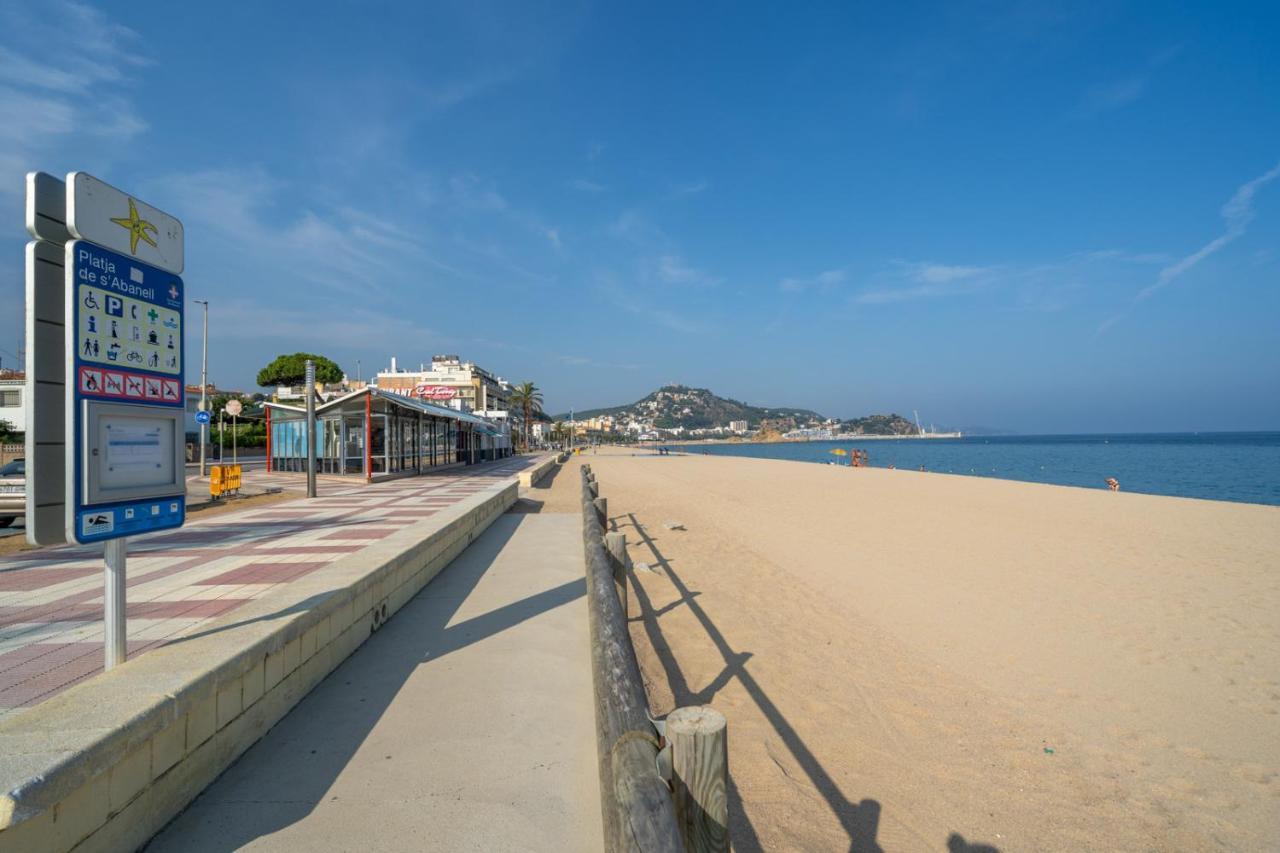 Homeholidaysrentals Chiara - Costa Brava Blanes Bagian luar foto
