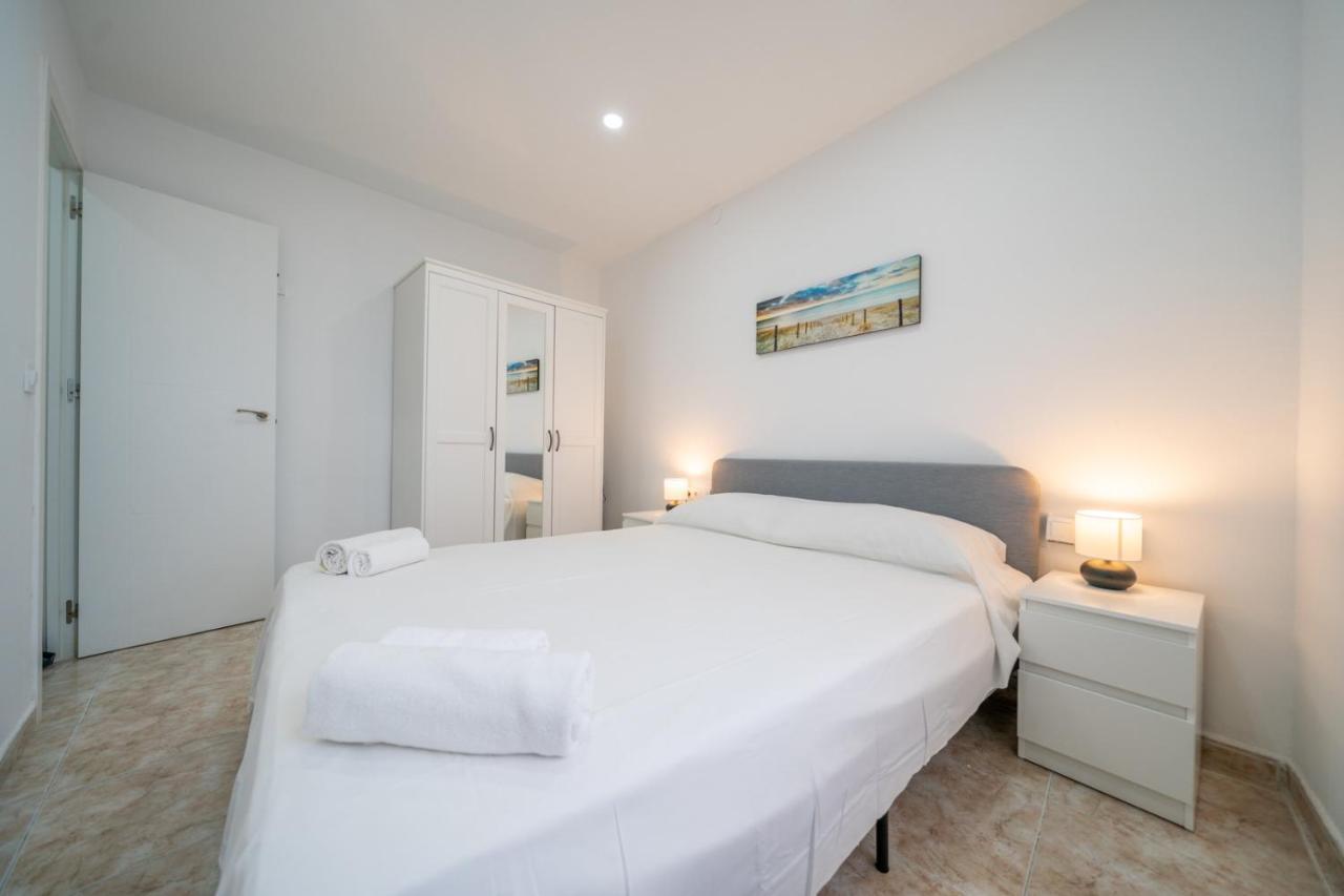 Homeholidaysrentals Chiara - Costa Brava Blanes Bagian luar foto